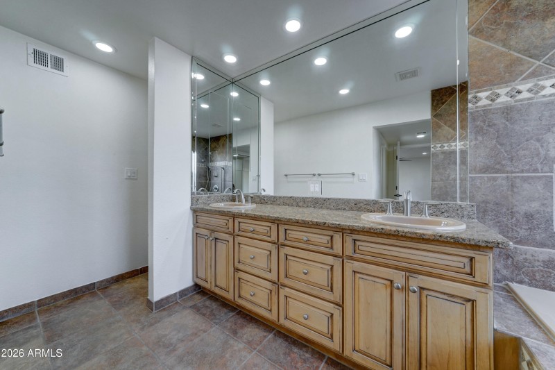 6130 E. Via Estrella Ave-31