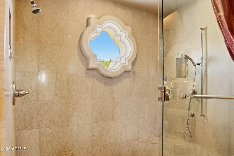 Primary oversize Shower