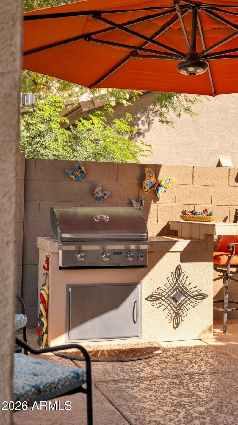 25-web-or-mls-P1486741