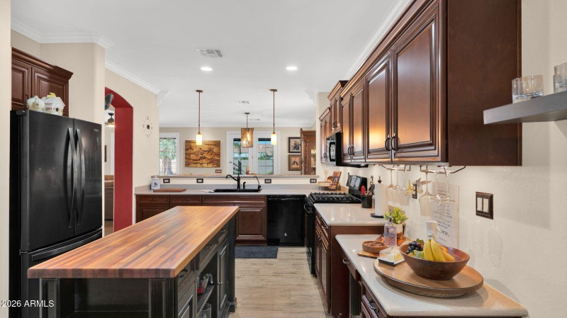 45-web-or-mls-P1486864