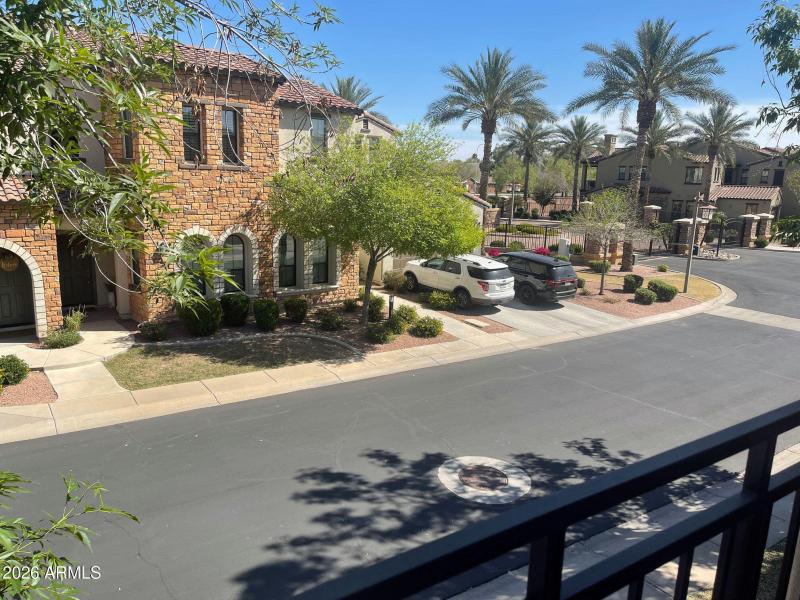 PRIMARY-BEDROOM-PRIVATE-PATIO-VIEW