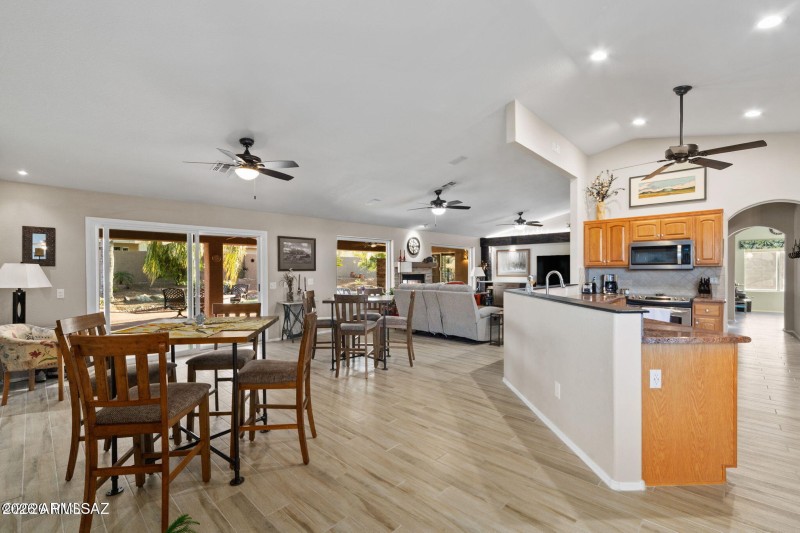 65871 E Desert Sands Drive