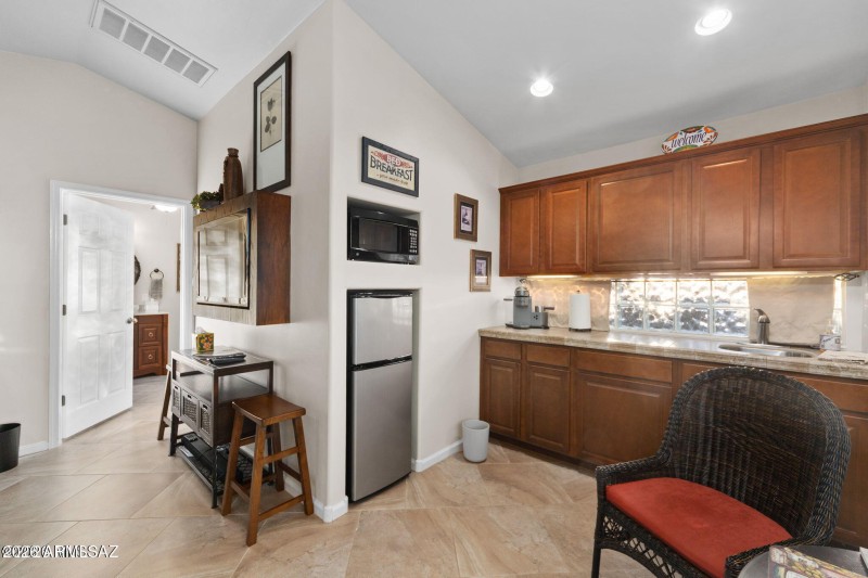 65871 E Desert Sands Drive