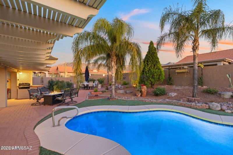 65871 E Desert Sands Drive