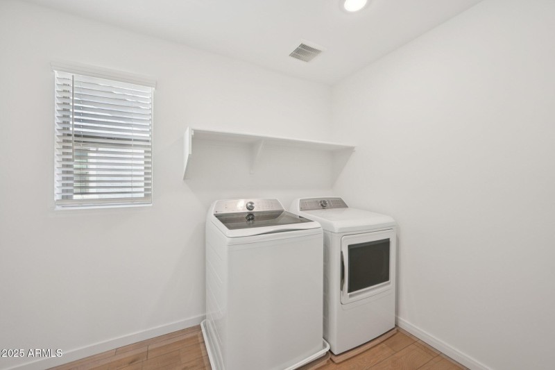 28-web-or-mls-N 74th Ave-S0209-028