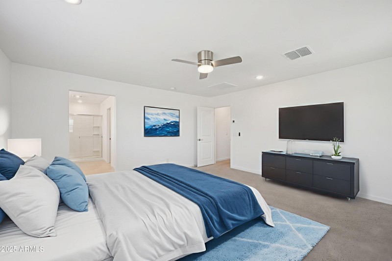 31-web-or-mls-N-74th-Ave-S0209-031 - Bed