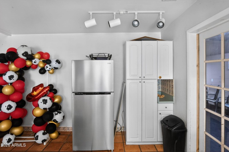 09_9840_Eighth_St_Mayer_AZ_86333_USA-Kit