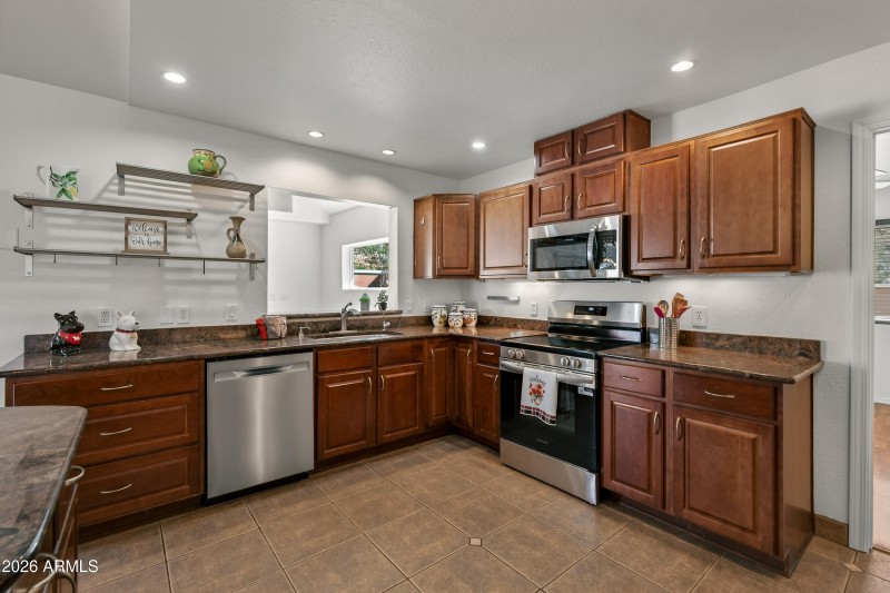 4310 Cayuga Ln Rimrock AZ-23