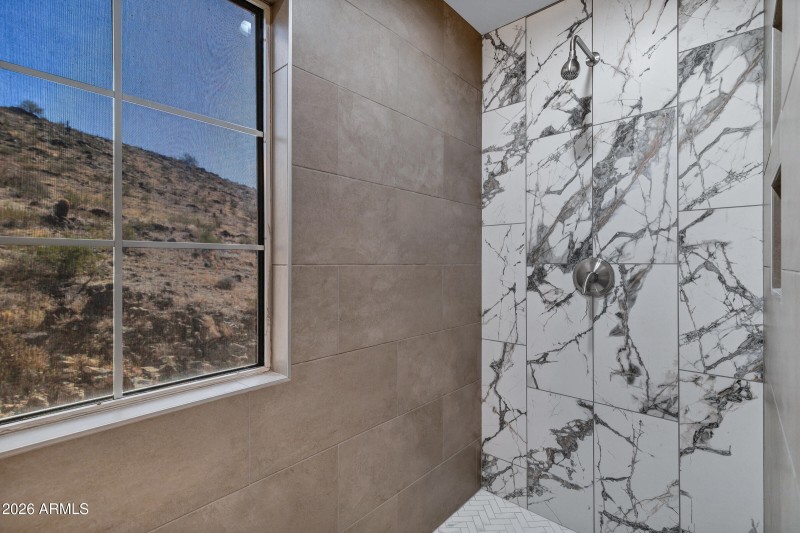 315 W Mountain Sage Dr-25