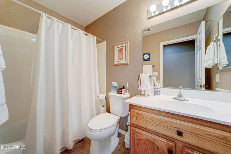 11022 E Natal Ave-23