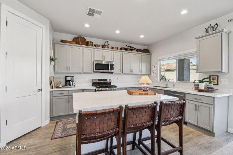 9-web-or-mls-E Avenida Kino-S0803-009