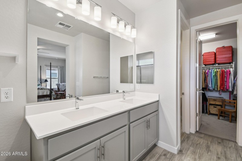 25-web-or-mls-E Avenida Kino-S0803-025