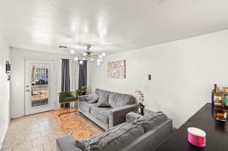 6-web-or-mls-DSC00483