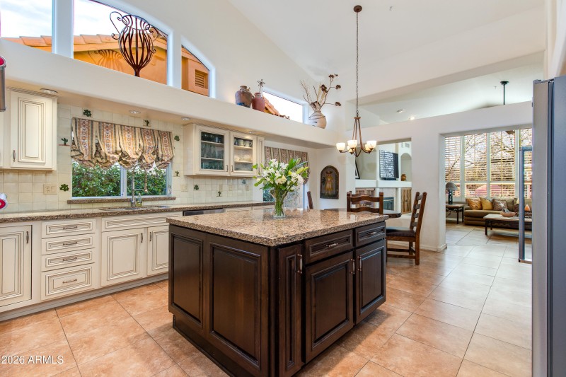 Kitchen + Breakfast + Family