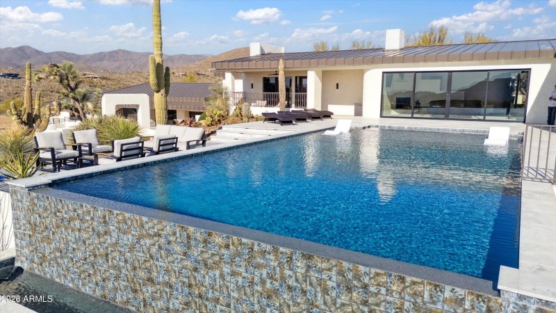 Cool, Blue and Inviting