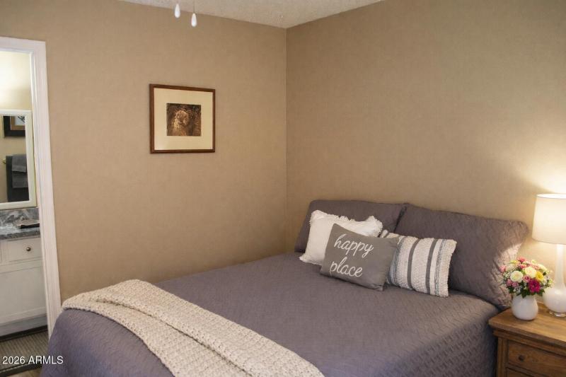 352353A9-2CB8-46F2-AA77-77F59F9F690C