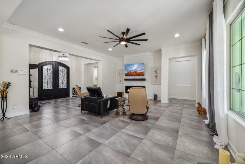 11-web-or-mls-4446-n-golf-dr