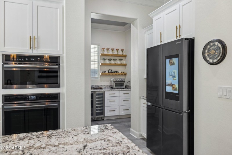 22-web-or-mls-4446-n-golf-dr