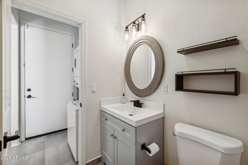 41-web-or-mls-4446-n-golf-dr