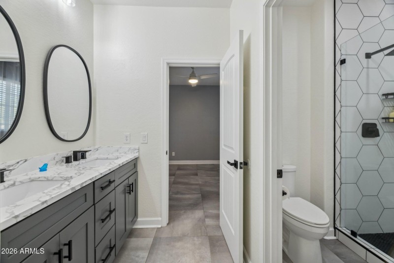 53-web-or-mls-4446-n-golf-dr