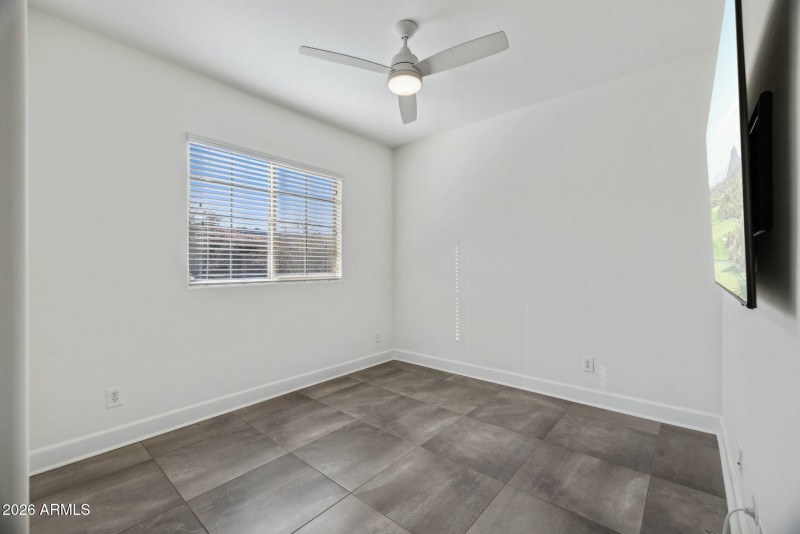 58-web-or-mls-4446-n-golf-dr