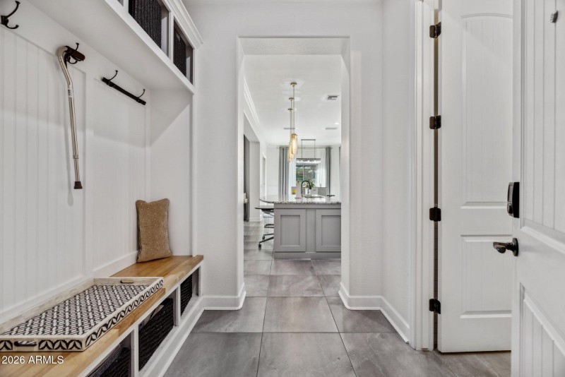 69-web-or-mls-4446-n-golf-dr