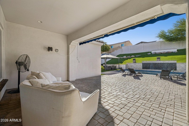 72-web-or-mls-4446-n-golf-dr