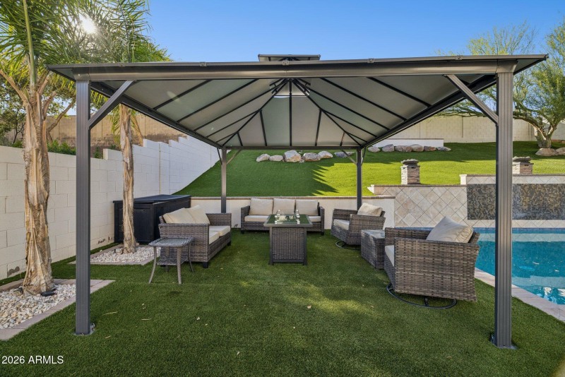 76-web-or-mls-4446-n-golf-dr