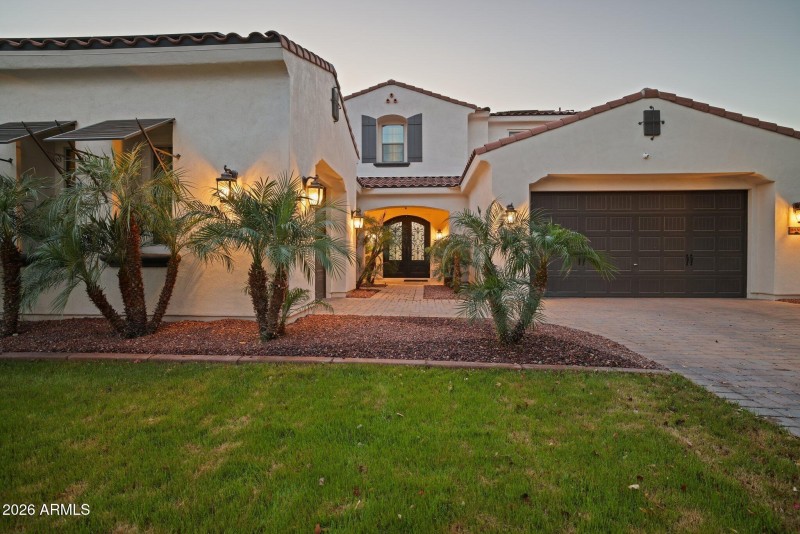 97-web-or-mls-4446-n-golf-dr