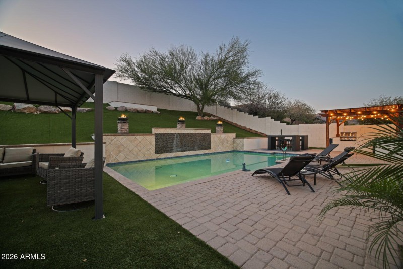 100-web-or-mls-4446-n-golf-dr