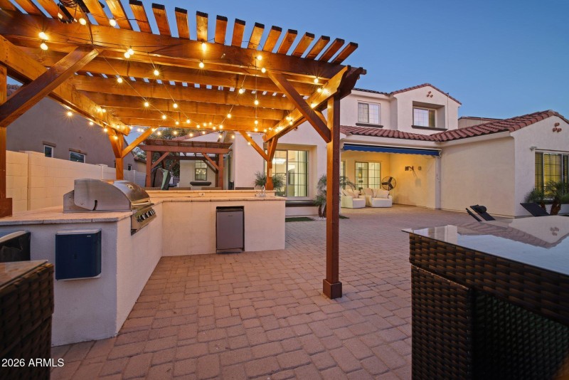 105-web-or-mls-4446-n-golf-dr