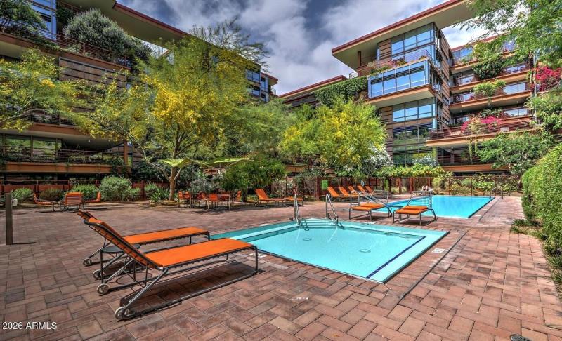 Community Pool & Spa