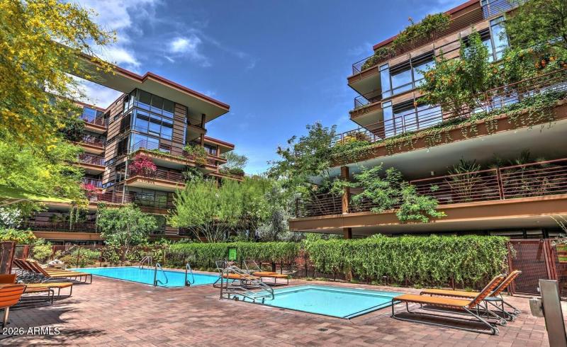 Community Pool & Spa