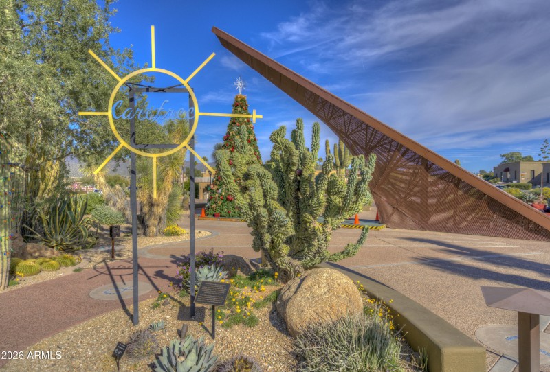 Iconic Carefree Sundial