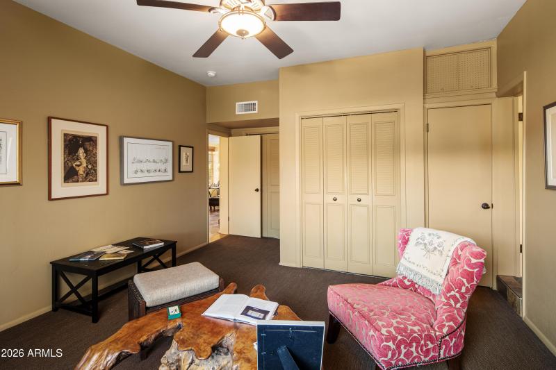 JL_671BrewerRd-interiors-MainHouse-18