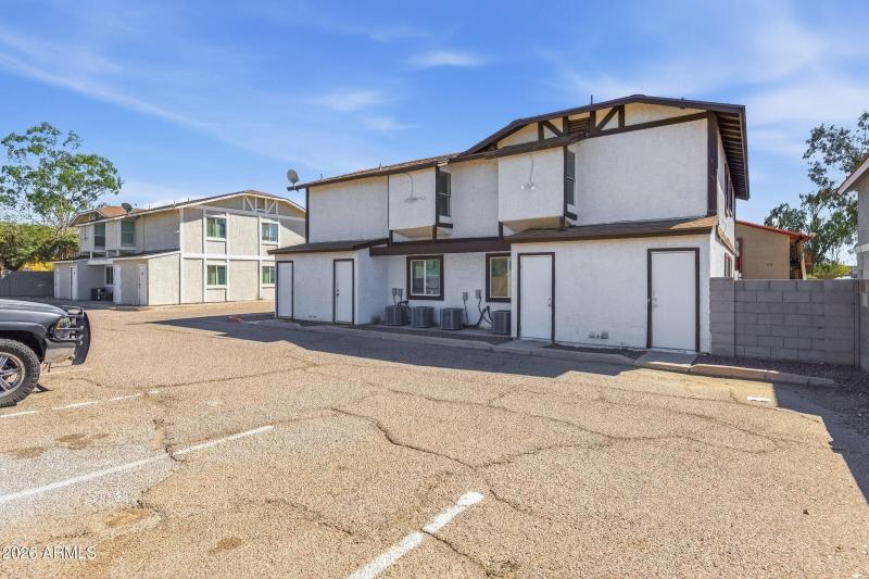 6-custom-3142 East Cicero St-6