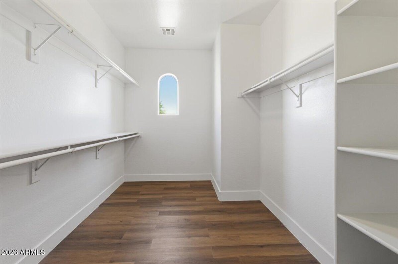 01-4364_N_156th_Ln_1