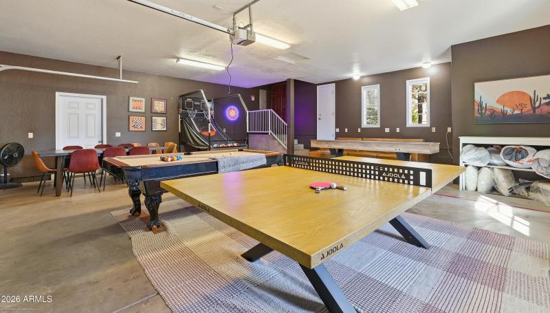 Game room Garage!