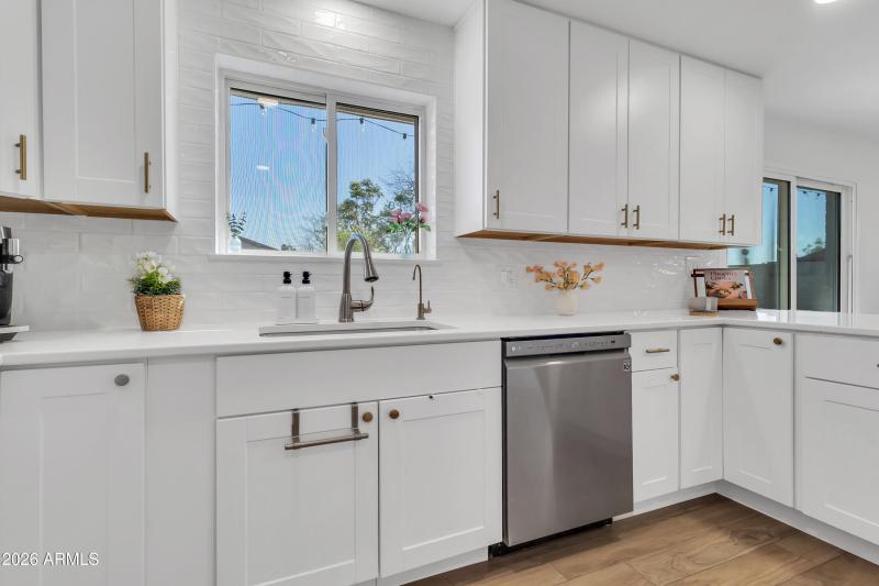 6003 S College Ave-10