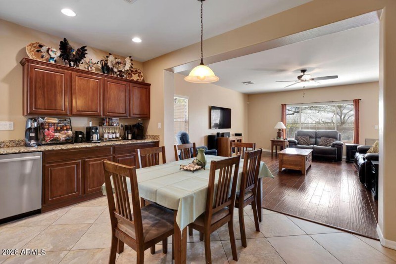 gambit trail kitchen 2