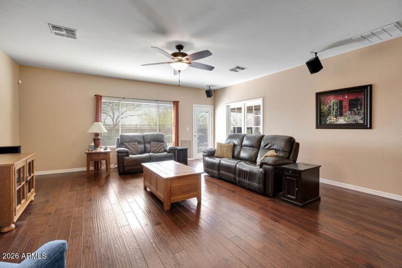 gambit trail family room 3