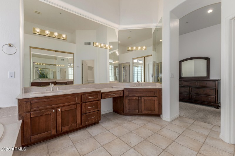 13782 East Laurel Lane