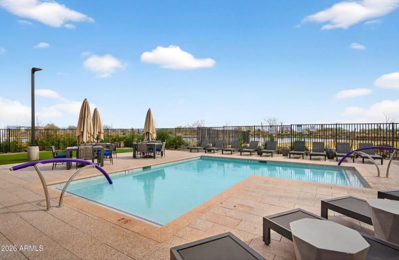 64-print-869953 Dutchman Dr