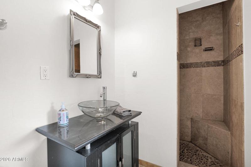 18-web-or-mls-P1558255