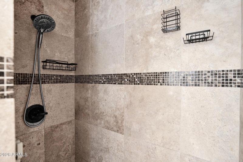 19-web-or-mls-P1558256