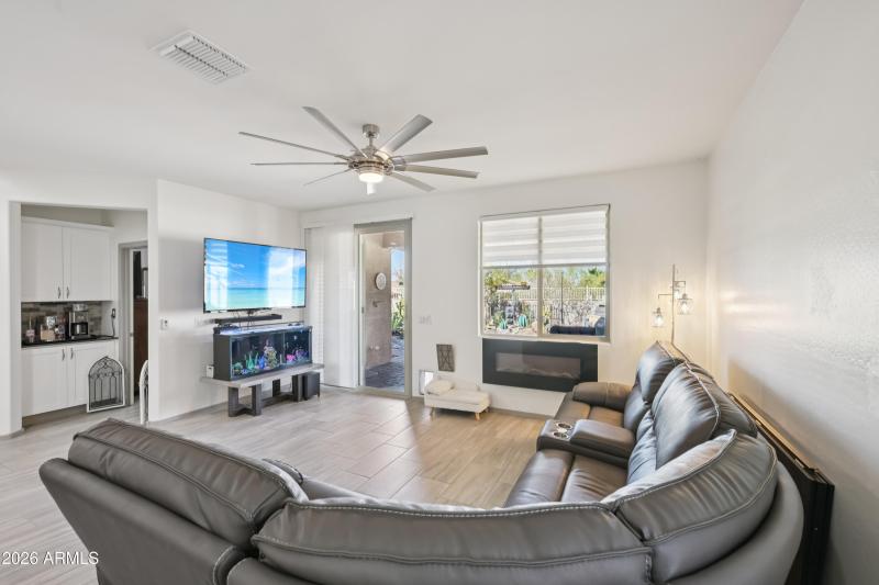 7-print-W Spring Dr-S0703-007