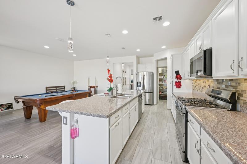 16-print-W Spring Dr-S0703-016