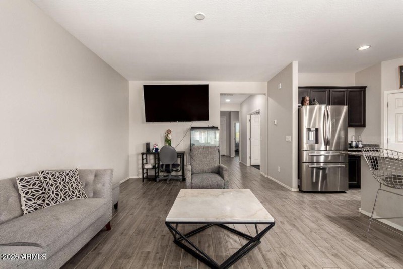 17213 W Williams St2