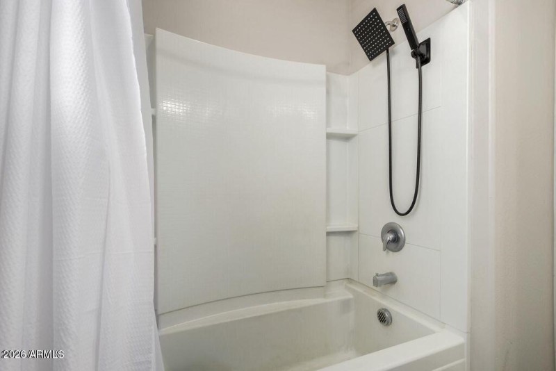 17213 W Williams St1111