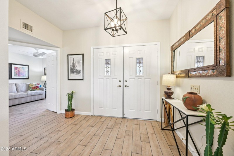 8-web-or-mls-W Ravenswood Dr-S1003-008